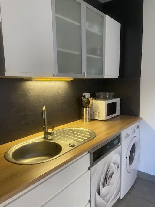 Gite Comme Chez Soi Ducey Les Cheris المظهر الخارجي الصورة